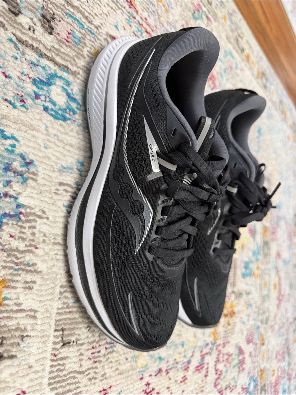 saucony running  shoe